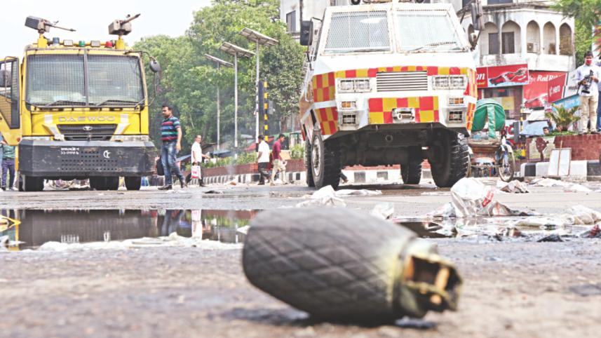 police charged baton 4.jpg