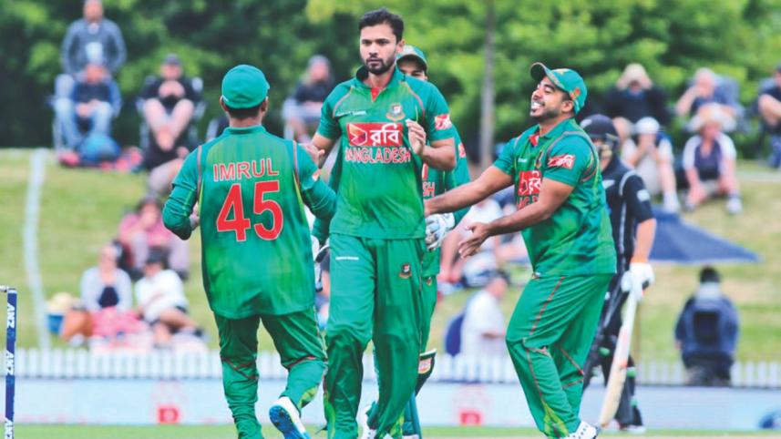 Bangladesh win Tri-Nation Series Final vs West Indies
