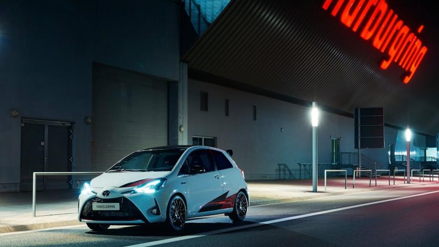 toyota-yaris_grmn-2018-1600-02.jpg