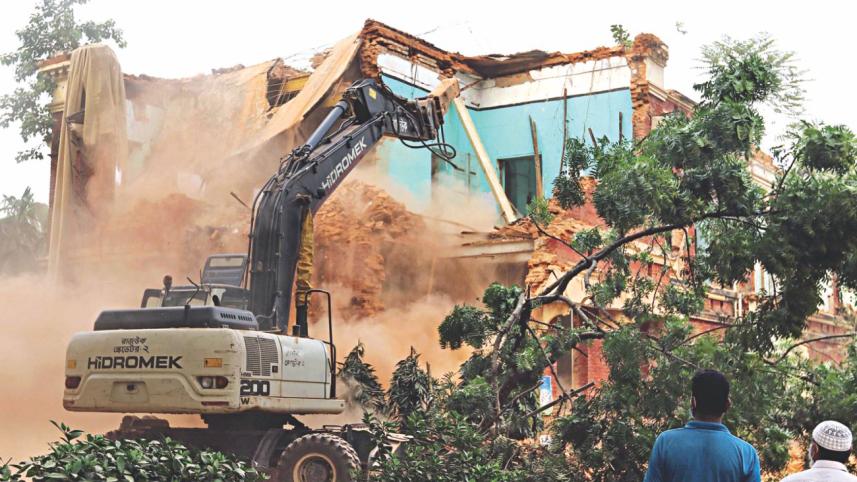 old laboratory building