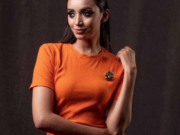 Great ways to style brooches