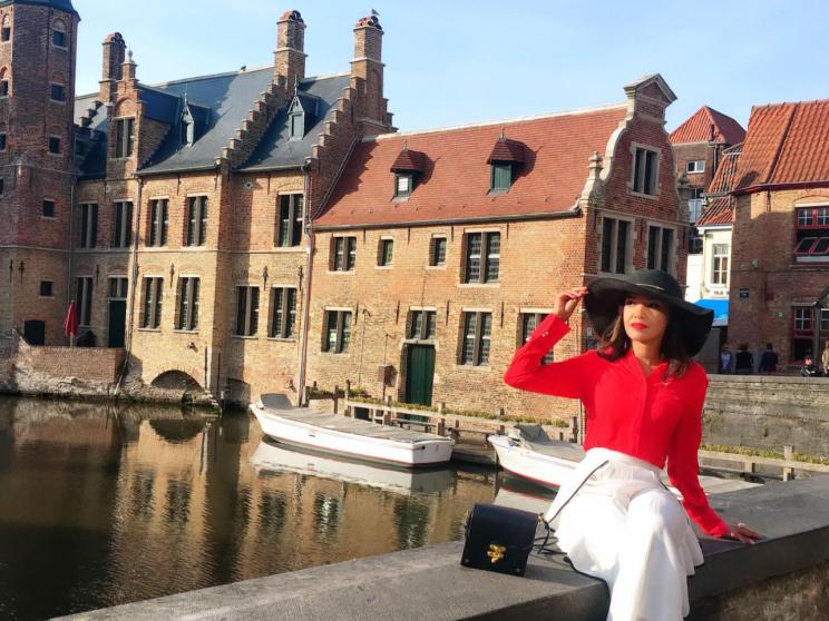 8 empowering tips for women embracing solo travel adventures