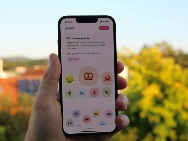 Travelling vegetarian? It’s easier than your meat-loving friends think                john-appleseed-wflpsrr8jxe-unsplash.jpg