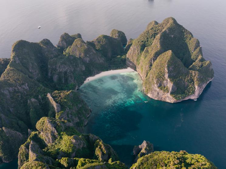 Thailand   Think you’ve seen Asia’s best islands? Think again!     spenser-sembrat-rjiuhbe5ntm-unsplash.jpg
