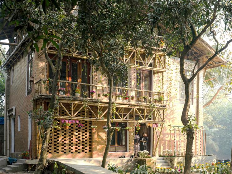 Flood‑proof living: Meet Dhaka’s floating ‘Swapner Bari’