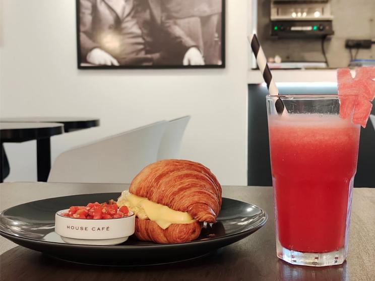 House Café rekindles Dhaka’s café culture of the past