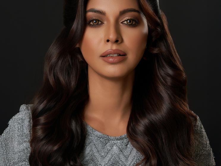 Timeless hair accessories every long-haired girl needs