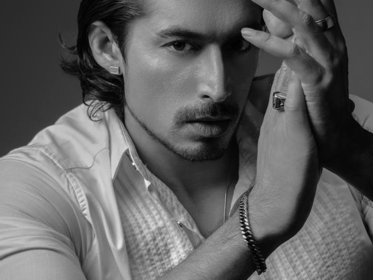 Unlock your style with these trending men’s accessories 