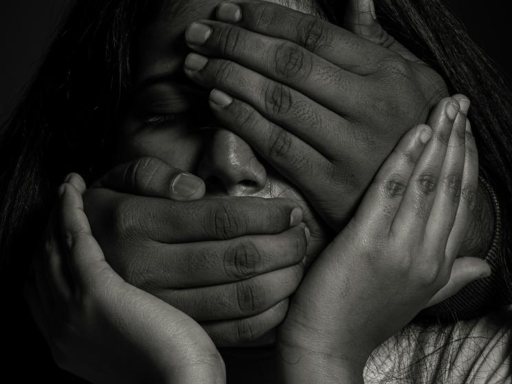 Silence around domestic violence hurts the next generation deeply        tarun-savvy-sjsryns52ji-unsplash.jpg