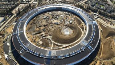 Apple new campus.jpg