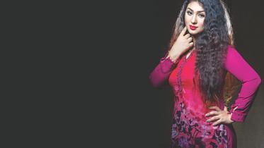 Popular Actress Apu Biswas