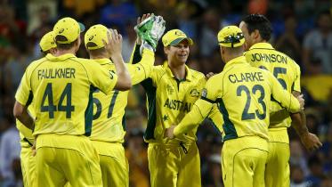 Australia set final date with New Zealand