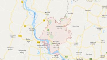 Awami League men torch in BNP supporters houses, 