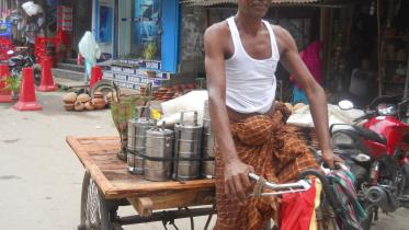 faridpur food minister.jpg