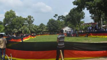 Bangladesh man made long German flag