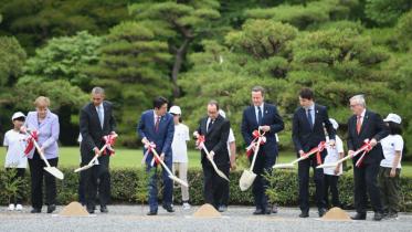 G7-talk-Japan.jpg