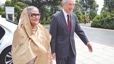 hasina in spore.jpg