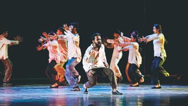 'Jibon O Rajnaitik Bastobota' in review