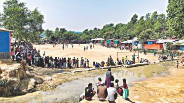 Football fever in Kutupalong
