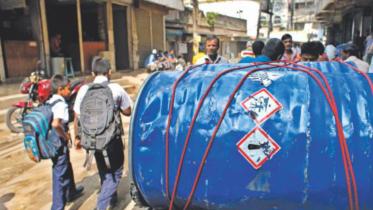 Dhaka Nimtoli fire tragedy 2010