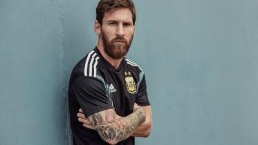 Messi-Argentina kit.jpg