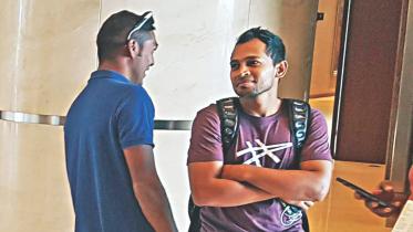 Mushfiqur with nazmul.jpg