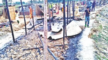 fire break out in Naogaon