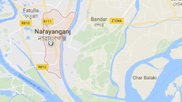 Trawler capsizes in Narayanganj's Buriganga 