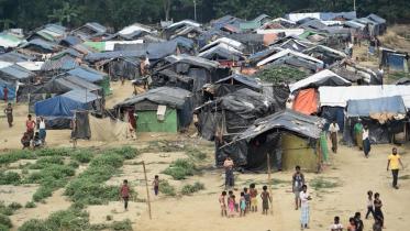 Rohingya-camp-wb.jpg