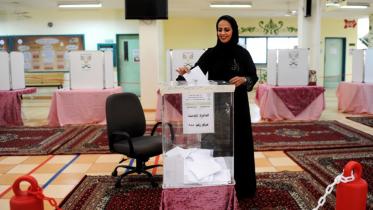 Saudi-Women-vote-1WB.jpg