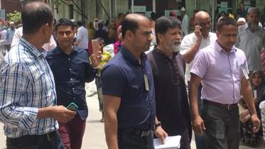 Shahidul Alam taken back police custody