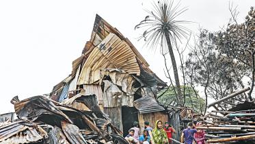 shanties-Kalyanpur-Fire-2.jpg