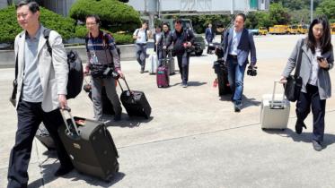 North Korea allows South Korea reporters