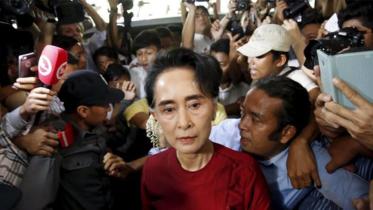Myanmar-voting-1WB.jpg