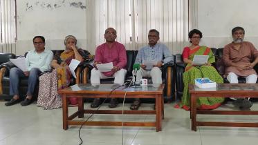 Free universities from govt intervention