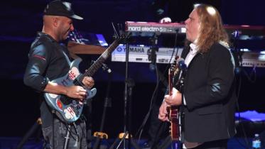 Tom Morello and Warren Haynes