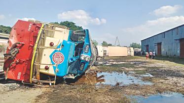 train derailment.jpg