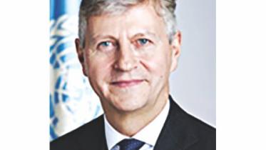 un official.jpg