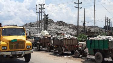 waste-mountains-Gazipur.jpg
