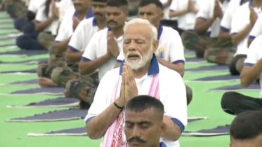 yoga_modi_bjp.JPG