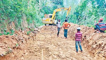 road-construction-lathitila-protected-forest.jpg