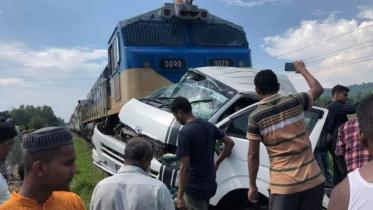 Mirsarai train-microbus collision