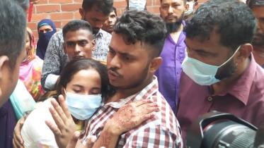 BRT girder falls on car in Uttara