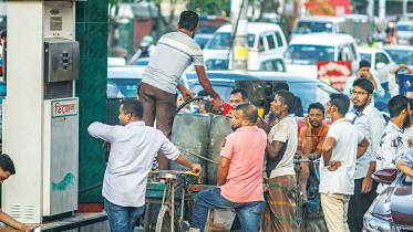 businesses suffer due to power cut