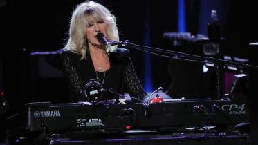christina-vie-fleetwood-mac