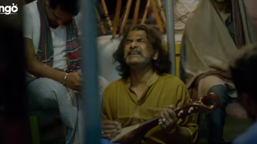 stills_from_the_music_video of Sareng Chara Jahaj Chole.png