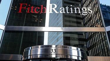 fitch-downgrades-us.jpg