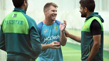 david_warner_and_babar_azam.jpg