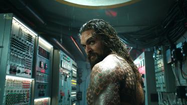 aquaman-jason-momoa-1592290326.jpg