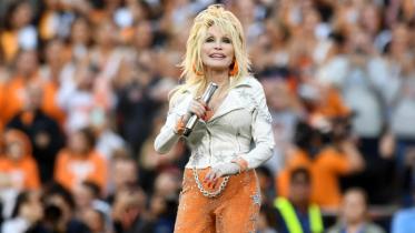 240119092018-dolly-parton-111823.jpg